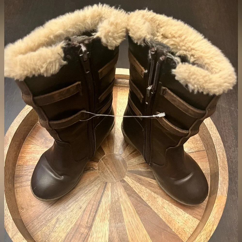 Rachel Shoes Lil Windsor Toddler Girl's Faux Fur Trim Boots